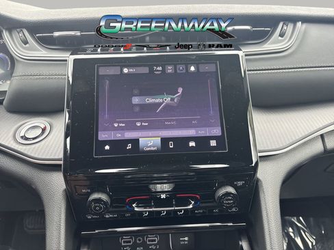 New 2025 Jeep Grand Cherokee Laredo image 18