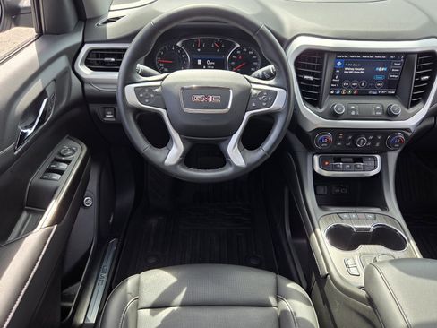 Certified 2023 GMC Acadia SLT FWD image 14