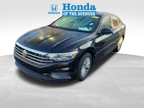 Used 2019 Volkswagen Jetta S image 3