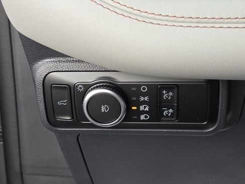New 2026 Ford Explorer Active w/ Active Comfort Package AWD/4WD image 27