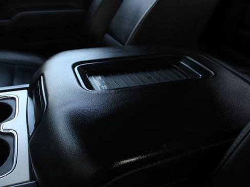 Used 2017 GMC Sierra 1500 SLT w/ SLT Premium Package image 18