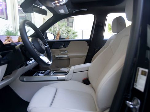 Used 2026 Mercedes-Benz GLB 250 image 14