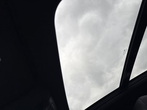 Used 2022 Chevrolet Blazer RS w/ Enhanced Convenience Package image 33