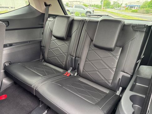 Used 2026 Volkswagen Atlas SE AWD/4WD image 13