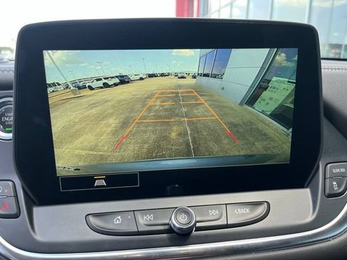 Used 2024 Chevrolet Blazer LT w/ Driver Confidence Package FWD image 16