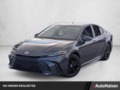 New 2026 Toyota Camry SE FWD image 1