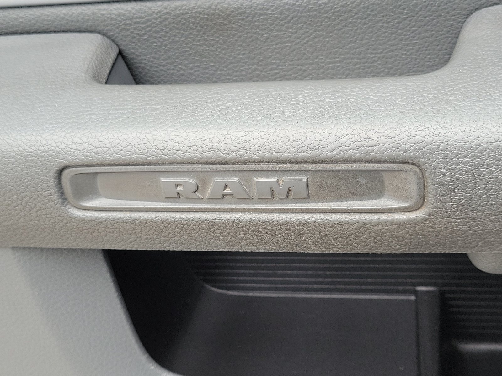 Used 2015 RAM 1500 Big Horn RWD image 18