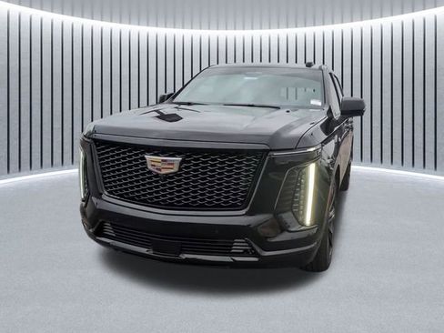 Certified 2025 Cadillac Escalade Sport Platinum AWD/4WD image 13