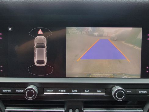 Used 2019 Porsche Macan S AWD/4WD image 34