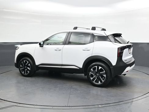 Certified 2026 Nissan Kicks SV w/ Cold Weather Package AWD/4WD image 11
