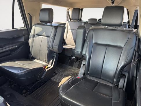 Used 2022 Ford Expedition Max XLT AWD/4WD image 17