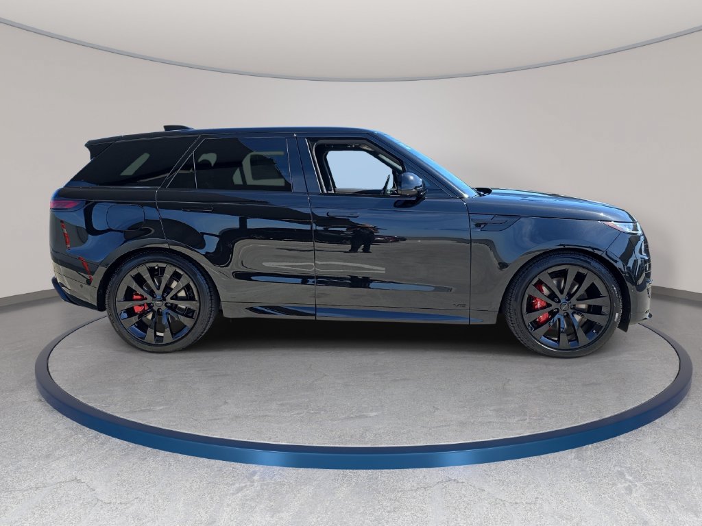 New 2026 Land Rover Range Rover Sport Dynamic SE AWD/4WD image 4