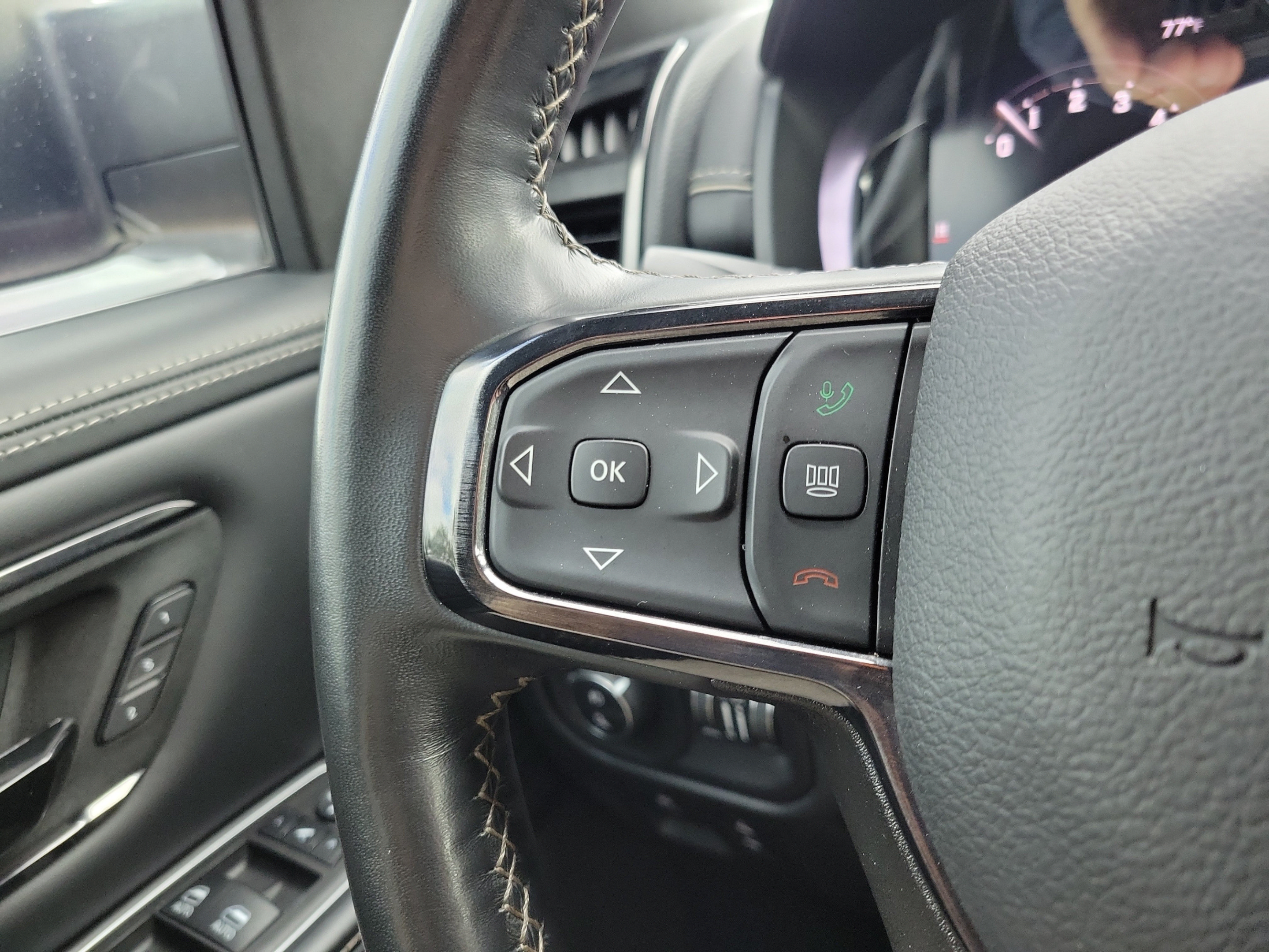 Used 2023 RAM 1500 Limited w/ Body Color Bumper Group AWD/4WD image 21