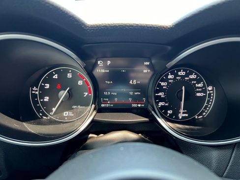 Used 2018 Alfa Romeo Stelvio Ti image 18