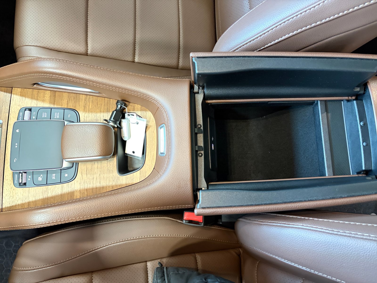 Used 2024 Mercedes-Benz GLE 350 4MATIC image 15