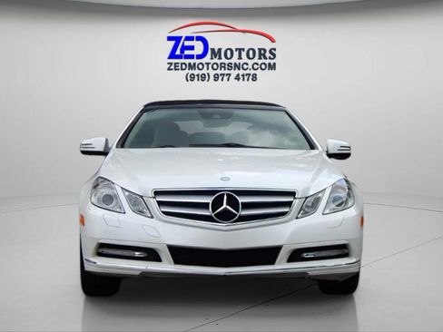 Used 2012 Mercedes-Benz E 350 Cabriolet image 2
