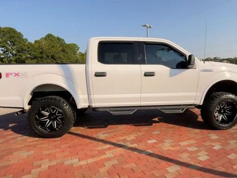 Used 2018 Ford F150 XLT AWD/4WD image 2