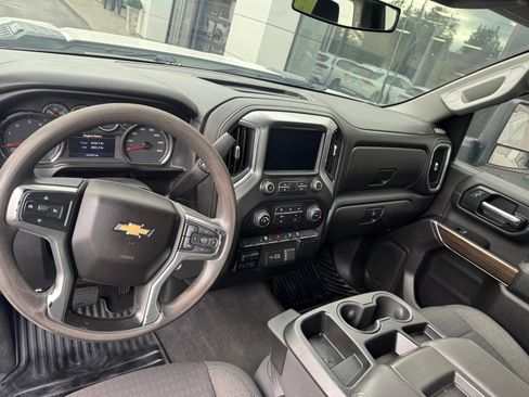 Used 2020 Chevrolet Silverado 2500 LT w/ Z71 Off-Road Package AWD/4WD image 4