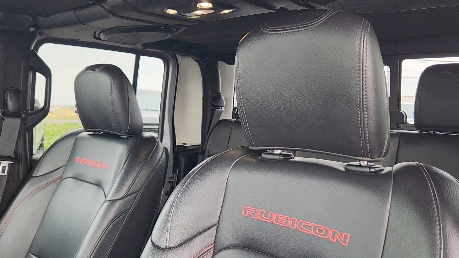 Used 2020 Jeep Gladiator Rubicon AWD/4WD image 9