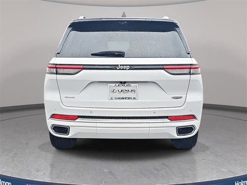 Used 2023 Jeep Grand Cherokee Summit image 7