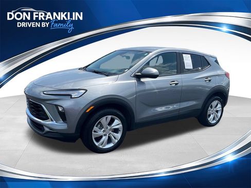 Used 2024 Buick Encore GX Preferred AWD/4WD image 1