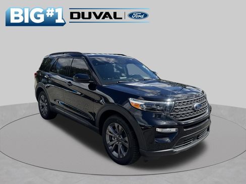 Used 2022 Ford Explorer XLT w/ Equipment Group 202A AWD/4WD image 1