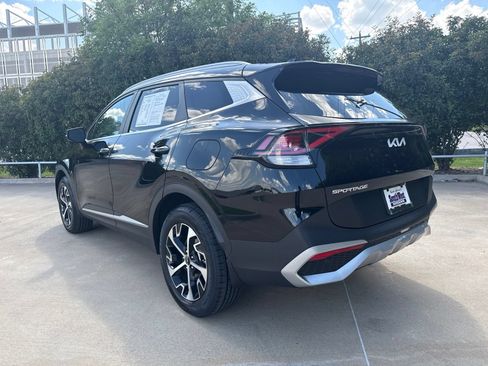 Used 2023 Kia Sportage EX AWD/4WD image 8
