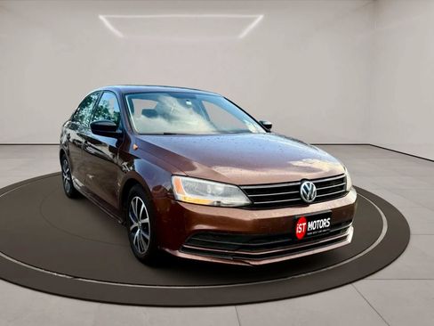 Used 2016 Volkswagen Jetta SE FWD image 3