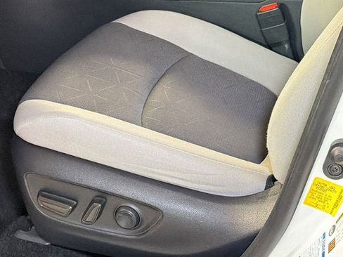 Used 2019 Toyota RAV4 XLE image 26