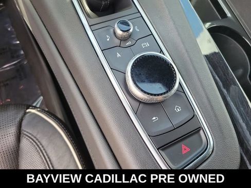 Used 2021 Cadillac Escalade Sport w/ LPO, Illumination Package AWD/4WD image 38