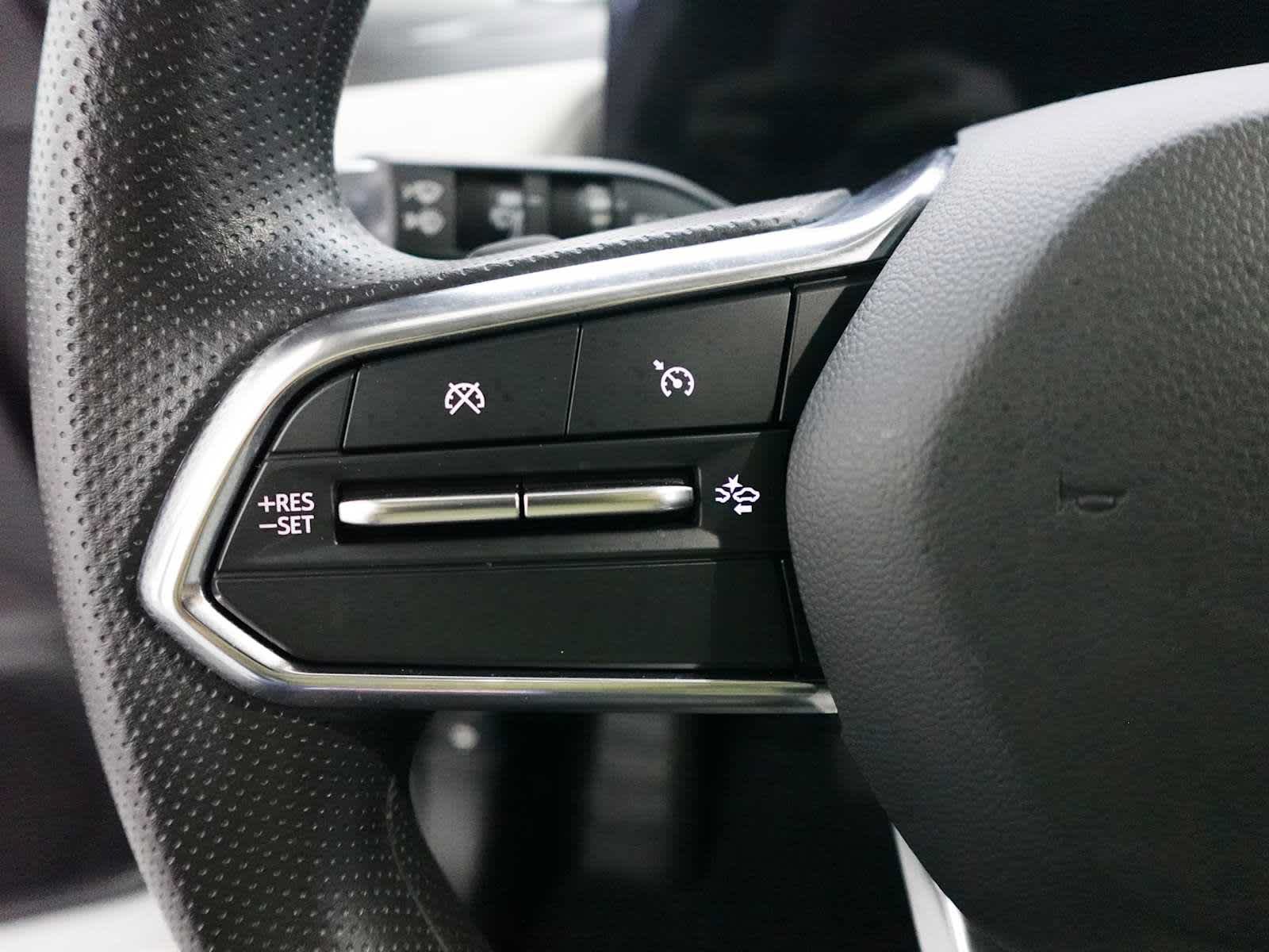 Used 2024 Honda Prologue EX image 17