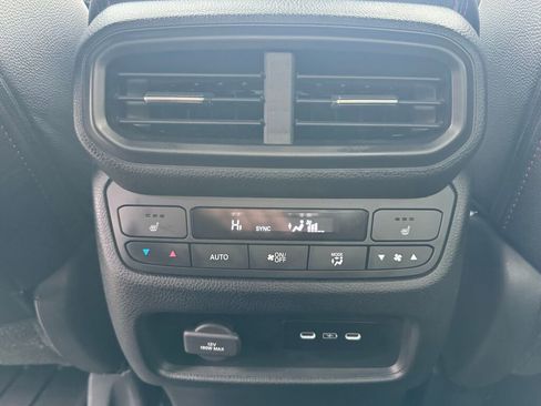 Used 2024 Honda Ridgeline Black Edition image 18