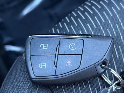 Used 2025 Chevrolet Equinox LT image 22