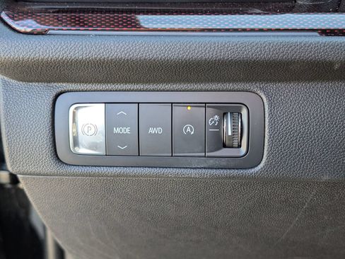 Used 2024 Chevrolet Traverse RS w/ LPO, Floor Liner Package AWD/4WD image 28