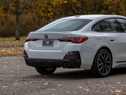 Used 2022 BMW 430i Gran Coupe w/ M Sport Package image 5