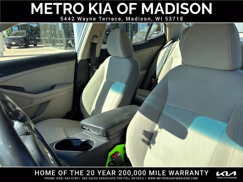 Used 2015 Kia Optima LX FWD image 15