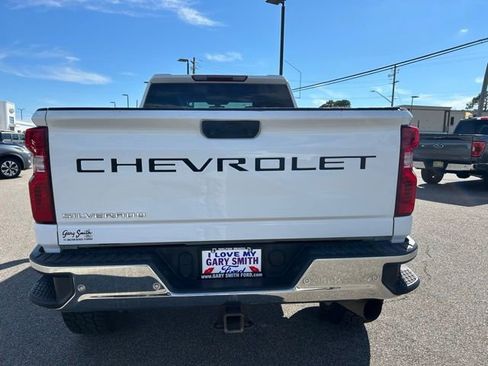 Used 2021 Chevrolet Silverado 2500 W/T w/ WT Convenience Package image 6