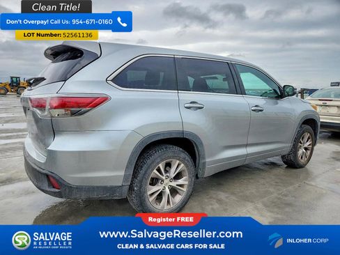 Used 2015 Toyota Highlander Plus FWD image 4
