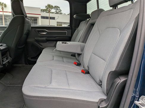 Used 2021 RAM 1500 Big Horn image 13