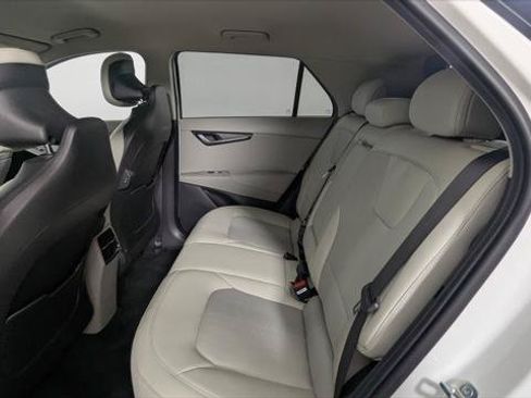 Used 2023 Kia Niro Wind w/ Wind Preserve Package FWD image 17