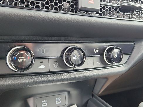 New 2027 Honda HR-V LX image 11