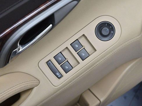 Used 2013 Buick LaCrosse Leather FWD image 10