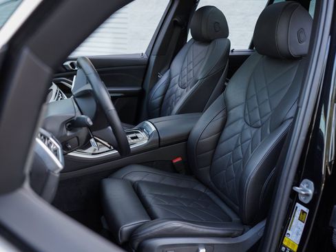 Used 2024 BMW X5 xDrive40i image 21