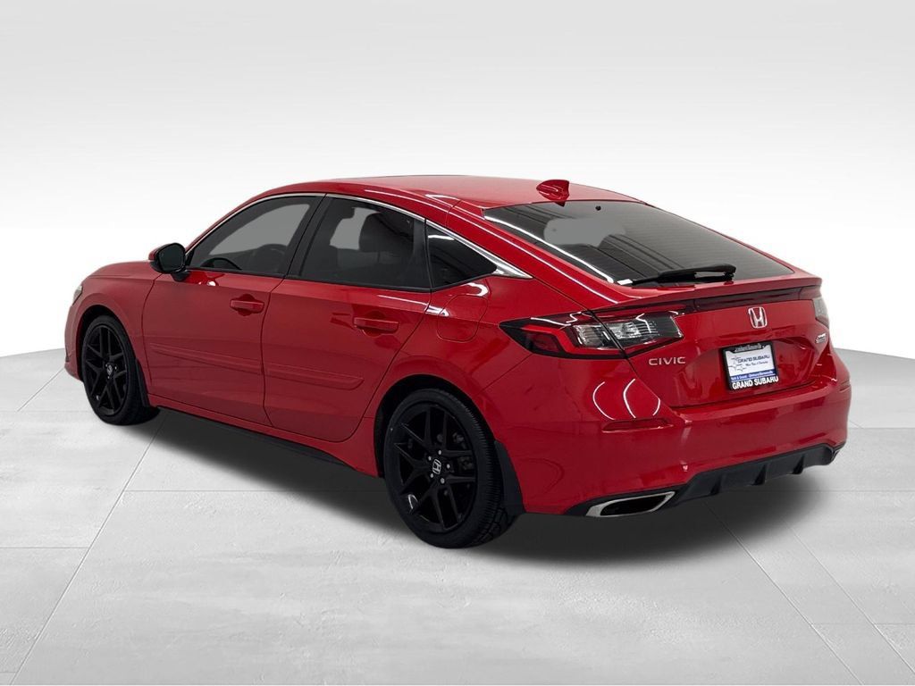 Used 2024 Honda Civic Sport Touring image 5