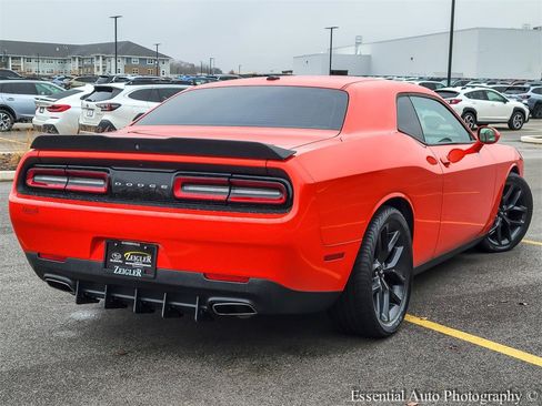 Used 2019 Dodge Challenger GT w/ Blacktop Package image 7