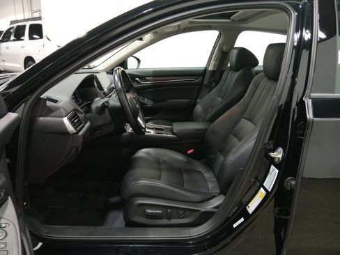 Used 2018 Honda Accord EX-L image 16