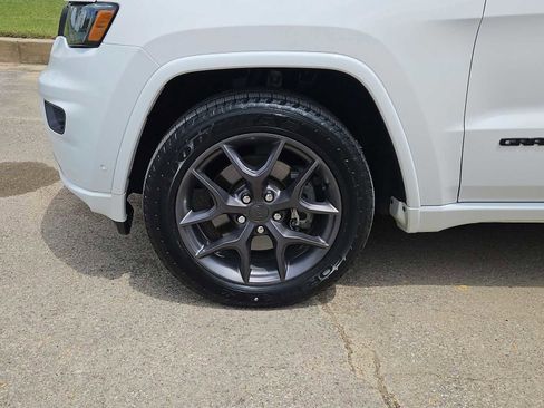 Used 2021 Jeep Grand Cherokee Limited w/ Quick Order Package 28K 80th AWD/4WD image 22