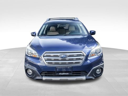 Used 2015 Subaru Outback 2.5i Limited AWD/4WD image 3