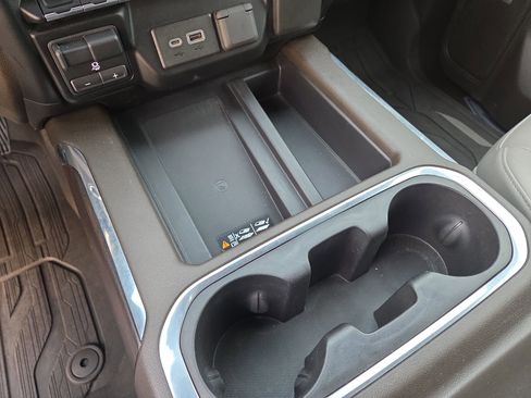 Used 2019 GMC Sierra 1500 SLT w/ SLT Premium Package image 25