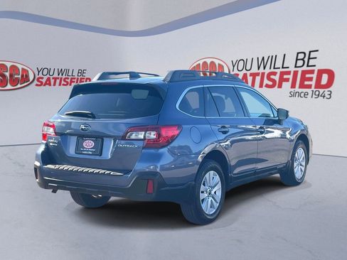 Used 2018 Subaru Outback 2.5i Premium AWD/4WD image 6